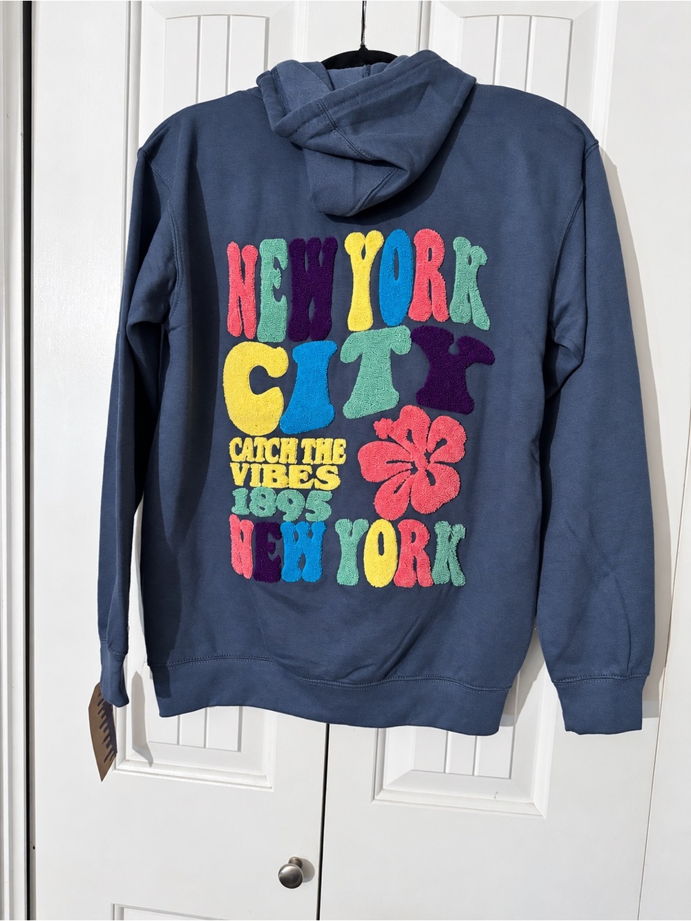 Women's Navy Graphic 'New York City' Pullover Hoodie oversized small